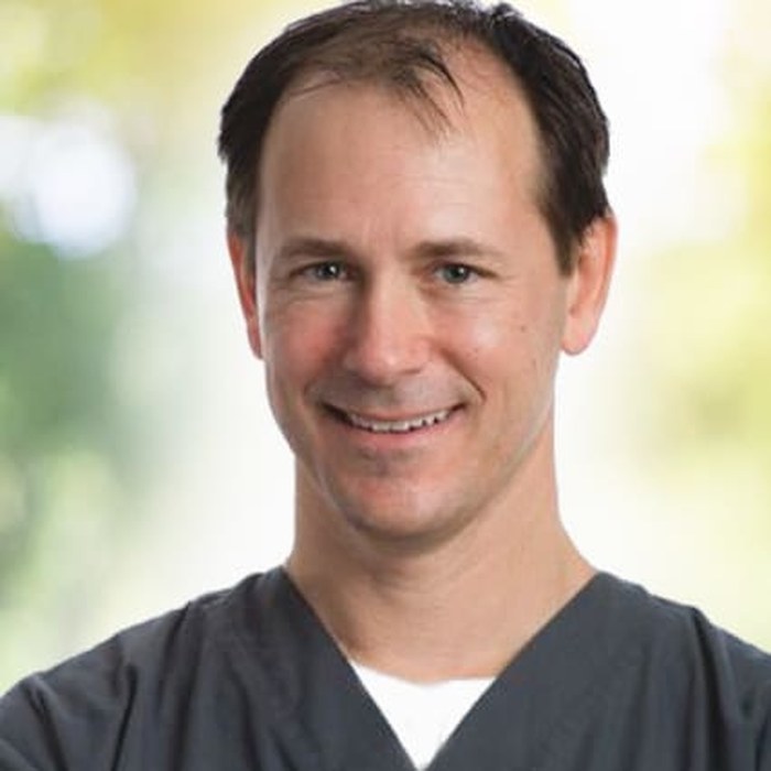 Robert Henderson, MD